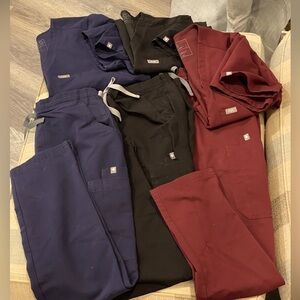 3 FIGS Scrubs Sets –XS Petite Pants/Small Tops -Navy Blue, black & burgundy